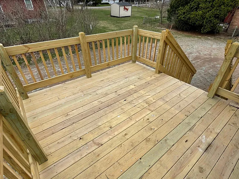Deck back yard