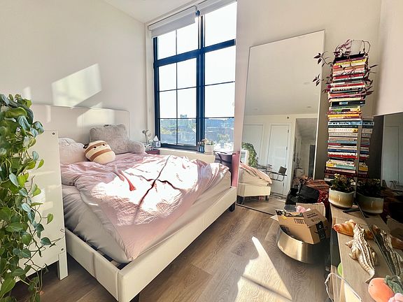 3rd image of 1104 Bedford Ave APT 602
