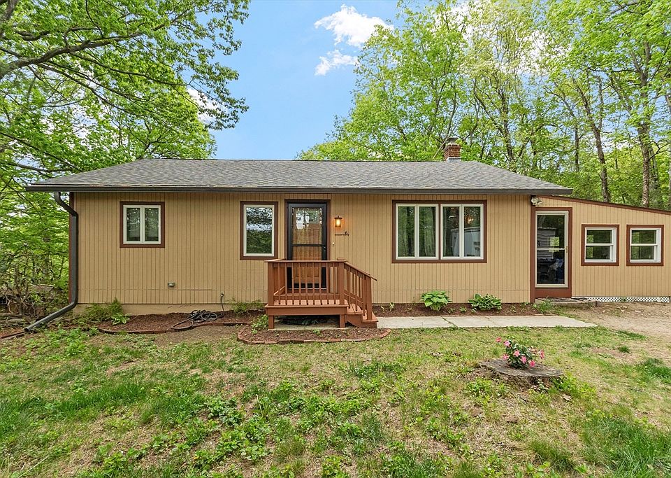 1st image of 6 Mason Ln