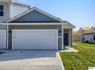 2156 Brandon Ln, Fremont, NE 68025