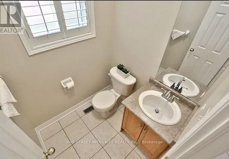 1383 Liverpool St — Photo 10