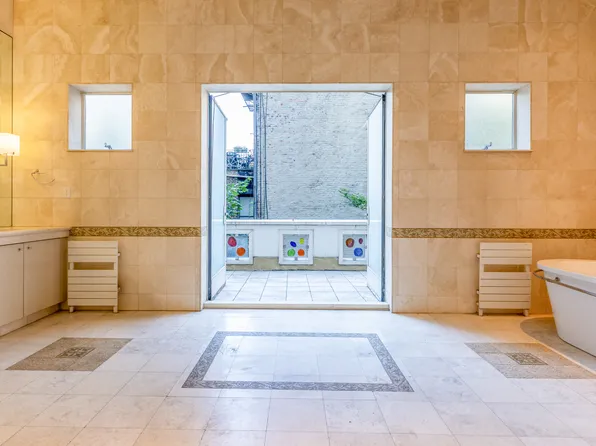 247 Central Park West image 16 of 29