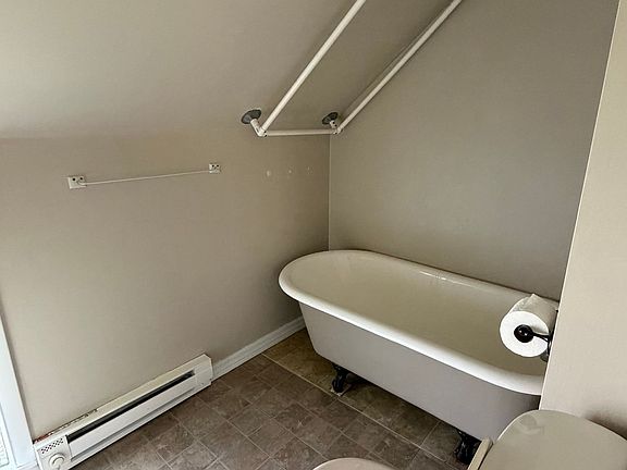 3rd image of 193 Congress St W #2