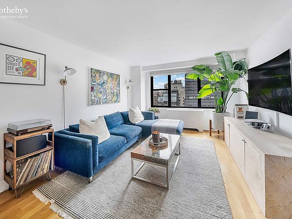 2nd image of 7 E 14th St APT 17H