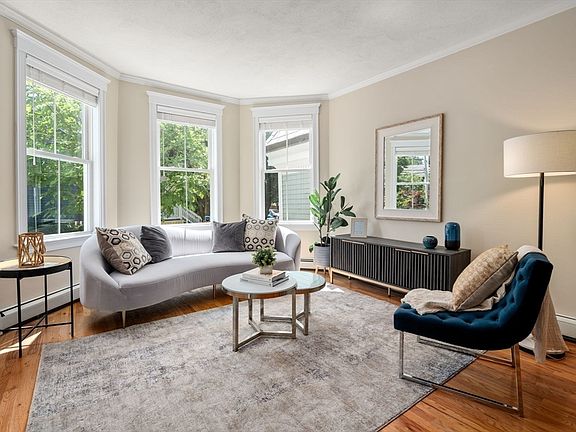 3rd image of 509 Franklin St #1