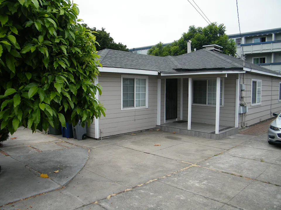 170 Castro St #B