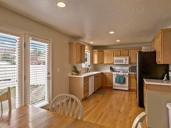 2nd image of 3148 W Davencourt Loop