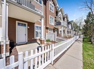 43 W Toscana Gdns NW, Calgary, AB T3L3C2