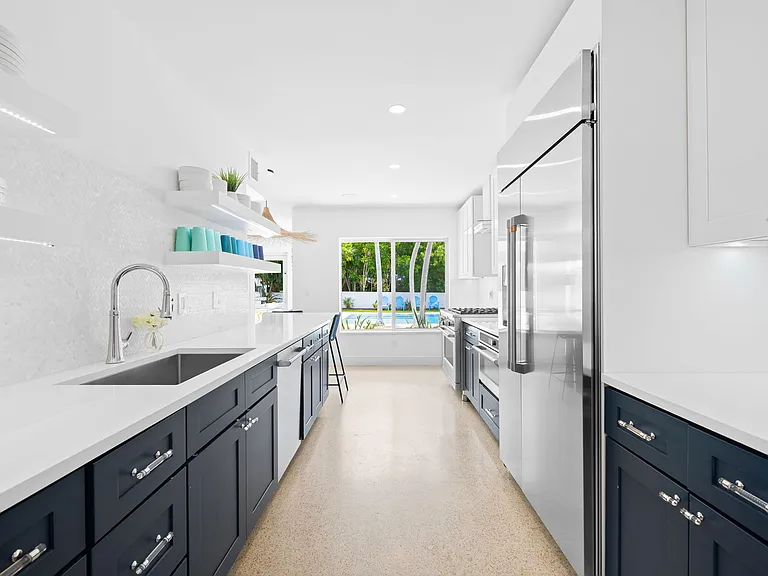 1524 Bayview Dr — Photo 21