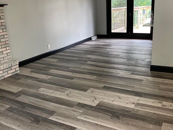 5th image of 5025 Woodhaven Dr