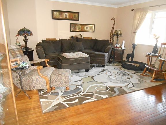 4th image of 14 Cummings St