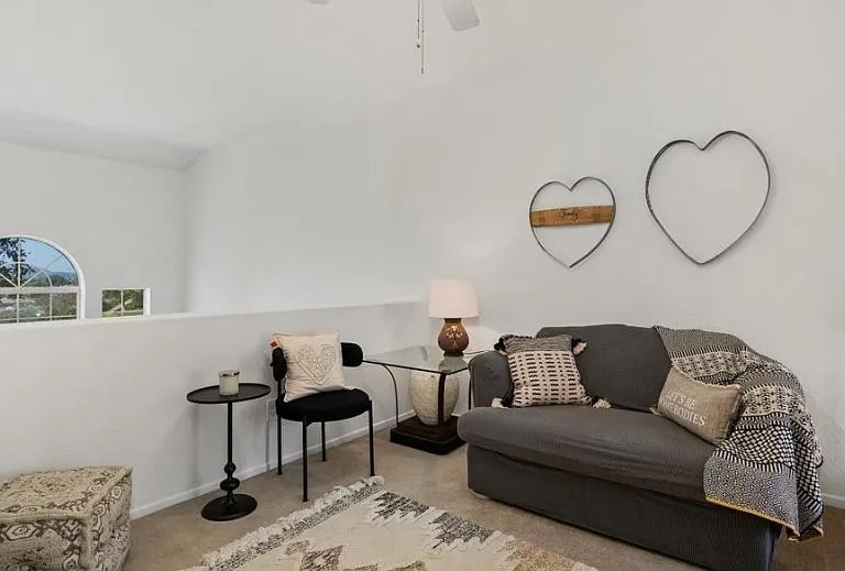 1888 Matin Cir — Photo 40