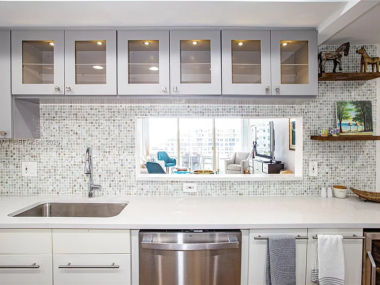 199 Ocean Lane Dr #1207 — Photo 13