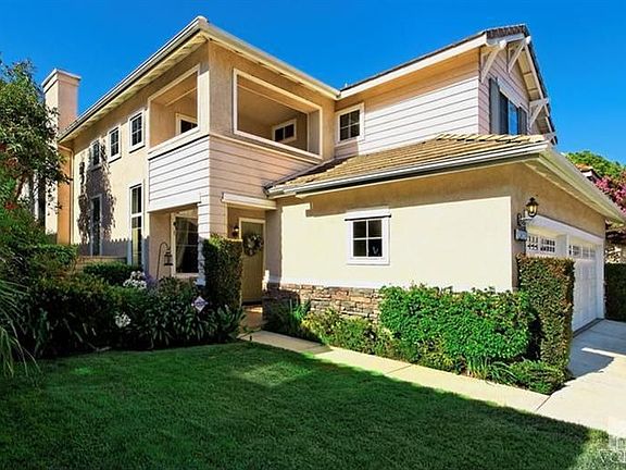 2nd image of 3020 Espana Ln