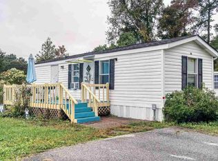 28 Shamrock Cir, Murrells Inlet, SC 29576