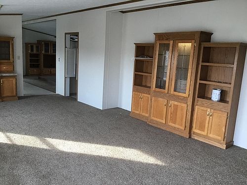 2nd image of 221 Mallard Ln