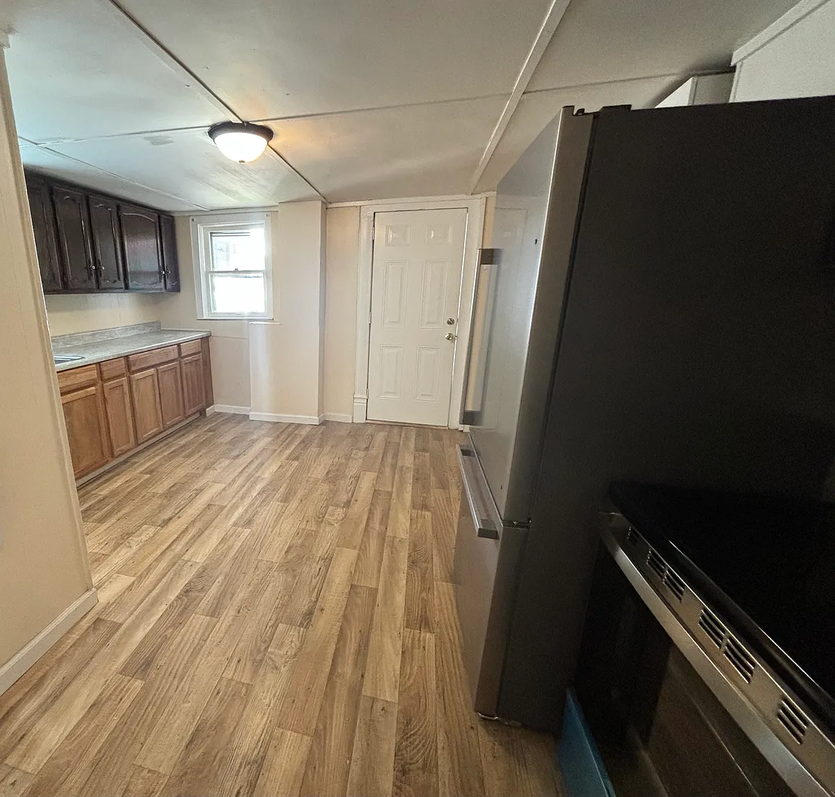 Building Photo - 506.5 Tazewell Ave #506.5