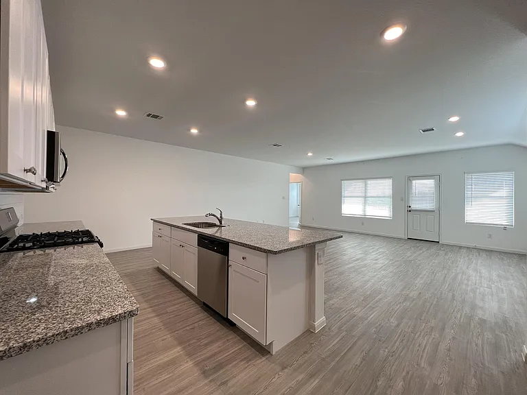 7010 Pail Pl — Photo 17