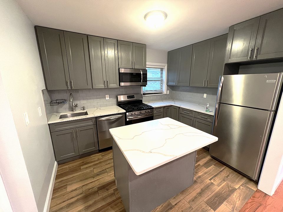 1st image of 2520 48th St #2