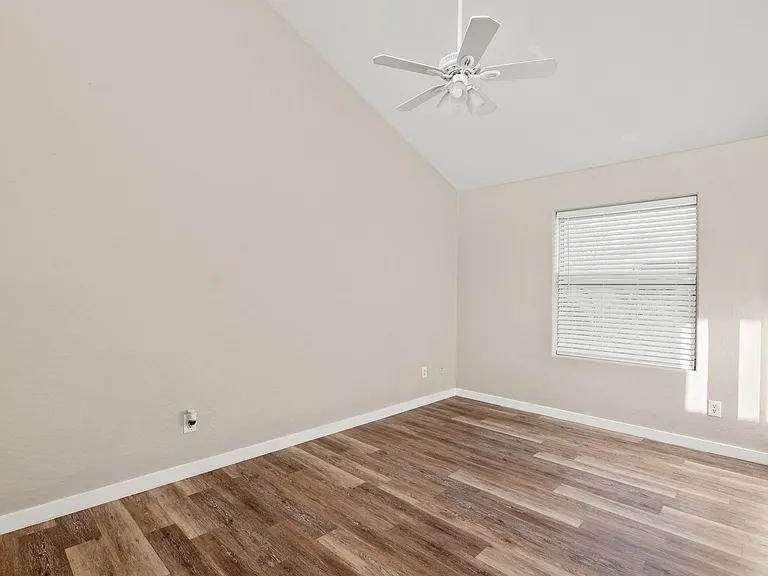 1205 W Roosevelt St #1231 — Photo 11
