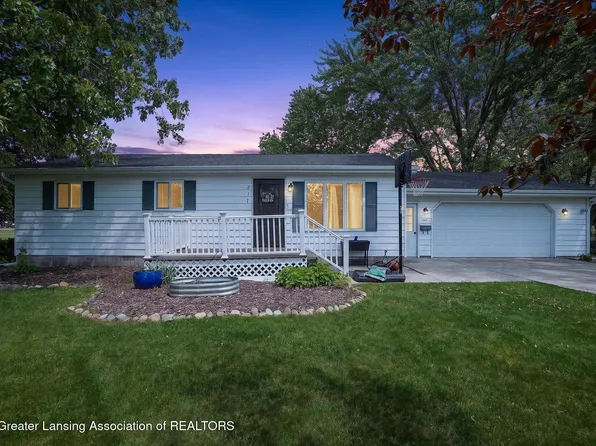 217 Brown St, Ithaca, MI 48847