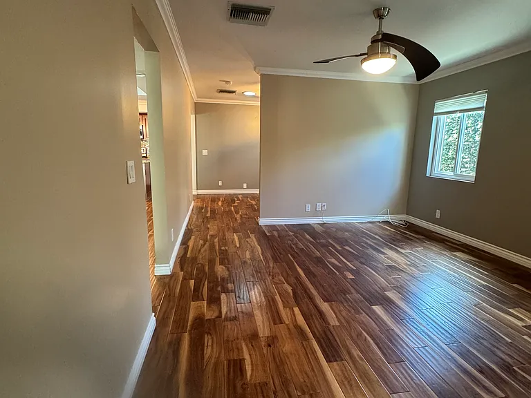 11539 Babbitt Ave — Photo 19