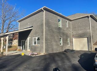 5057 Merriman Rd, Roanoke, VA 24018