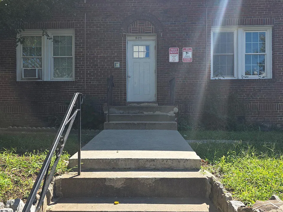 1829 M St NE #2