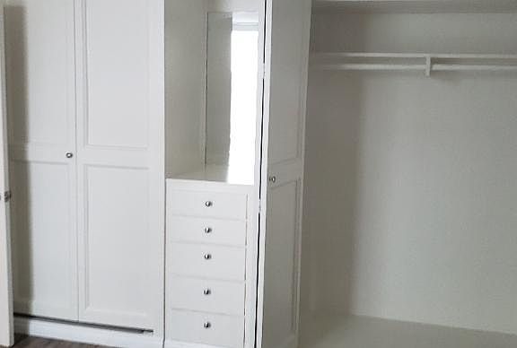 4th image of 11030 Moorpark St APT 10