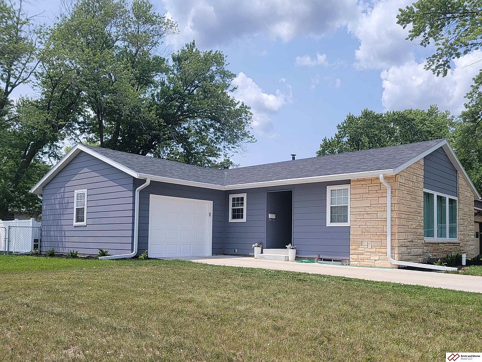 325 S 22nd St Beatrice NE 68310 Zillow