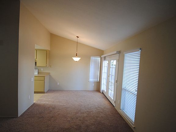 5th image of 5031 Strasbourg Way