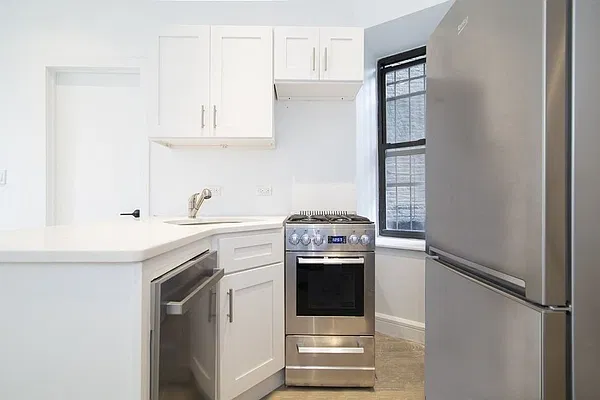 Rented by Blip LLC | media 7
