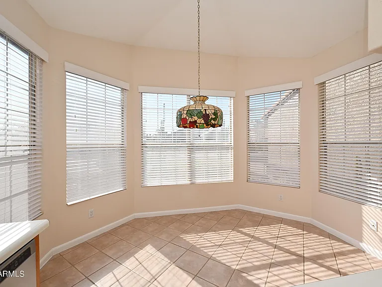 5730 E Gelding Dr — Photo 11