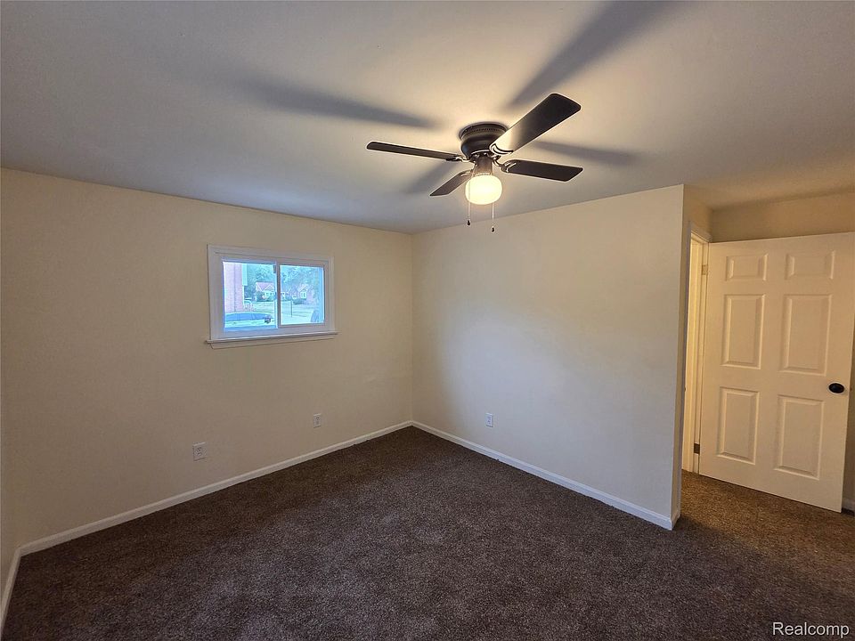 16039 Curtis St, photo 28