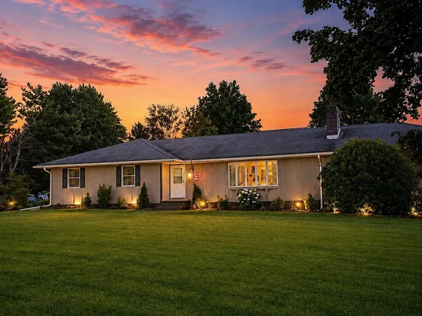 5 Patti Ann Dr, Scott Township, PA 18433
