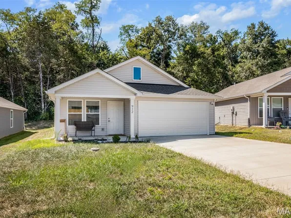 912 Osage Villa Ct, Villa Ridge, MO 63089