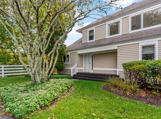 4 Polo Club Rd, Narragansett, RI 02882