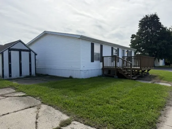 88 Pineview Dr #88, Flint, MI 48506