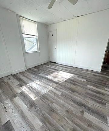 4th image of 10 S 35th St APT 1