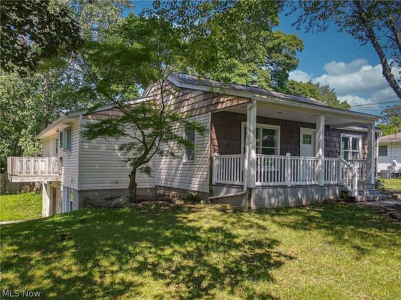 3rd image of 1292 Cayuga Ave
