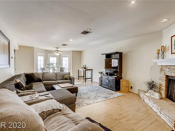 4th image of 3989 Delos Dr