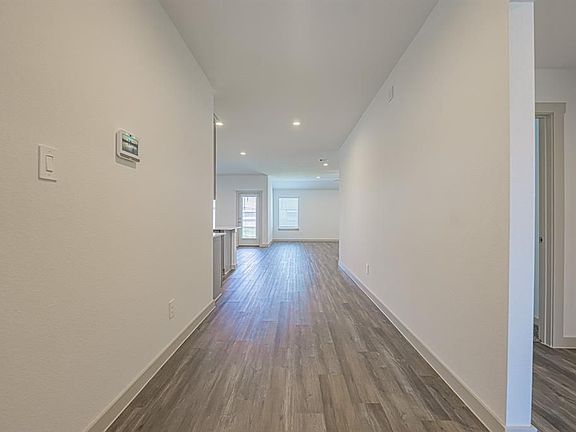 5th image of 3419 Harper Hvn