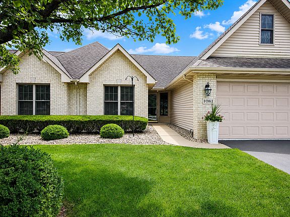 2nd image of 1081 Wildwood Ln