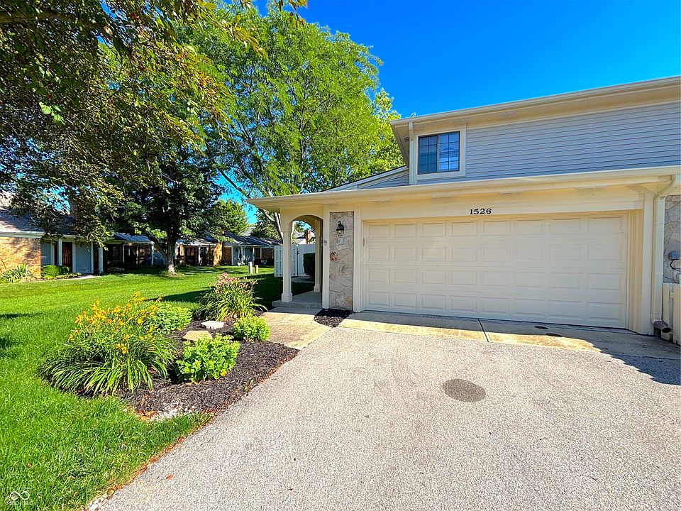 1st image of 1526 Roanoke Dr