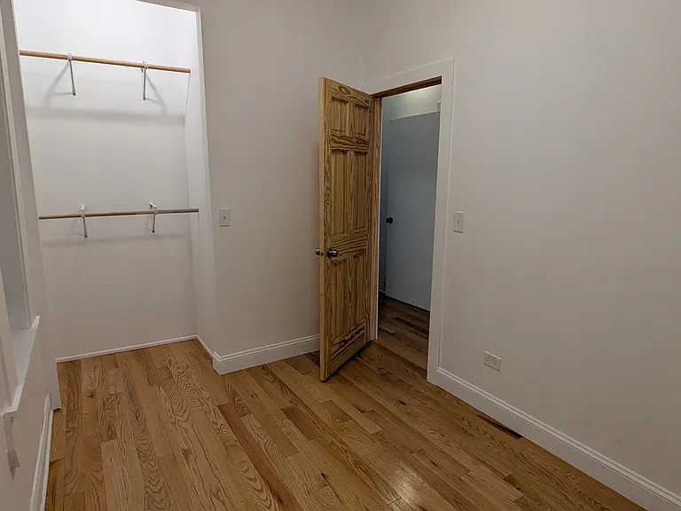 1806 S Carpenter St #1 — Photo 10
