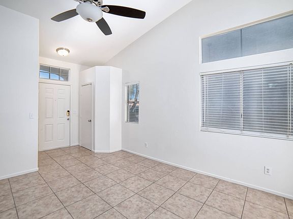 4th image of 2542 Grand Basin Dr
