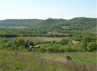 15261 Charlie Dr #216, Houston, MN 55943