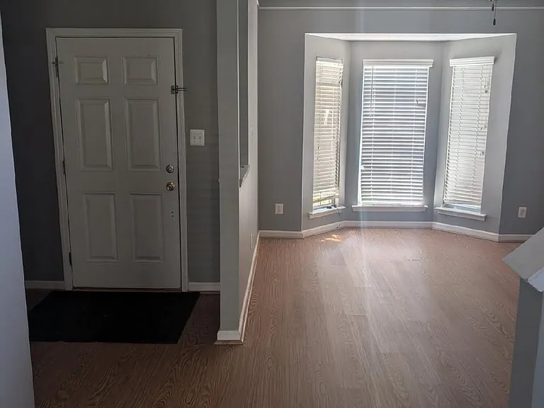 10626 Pendragon Pl — Photo 3