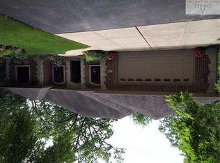4588 Eaton River Trl, Eaton Rapids, MI 48827