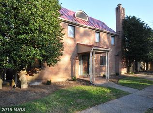 210 E Marshall St, Middleburg, VA 20117